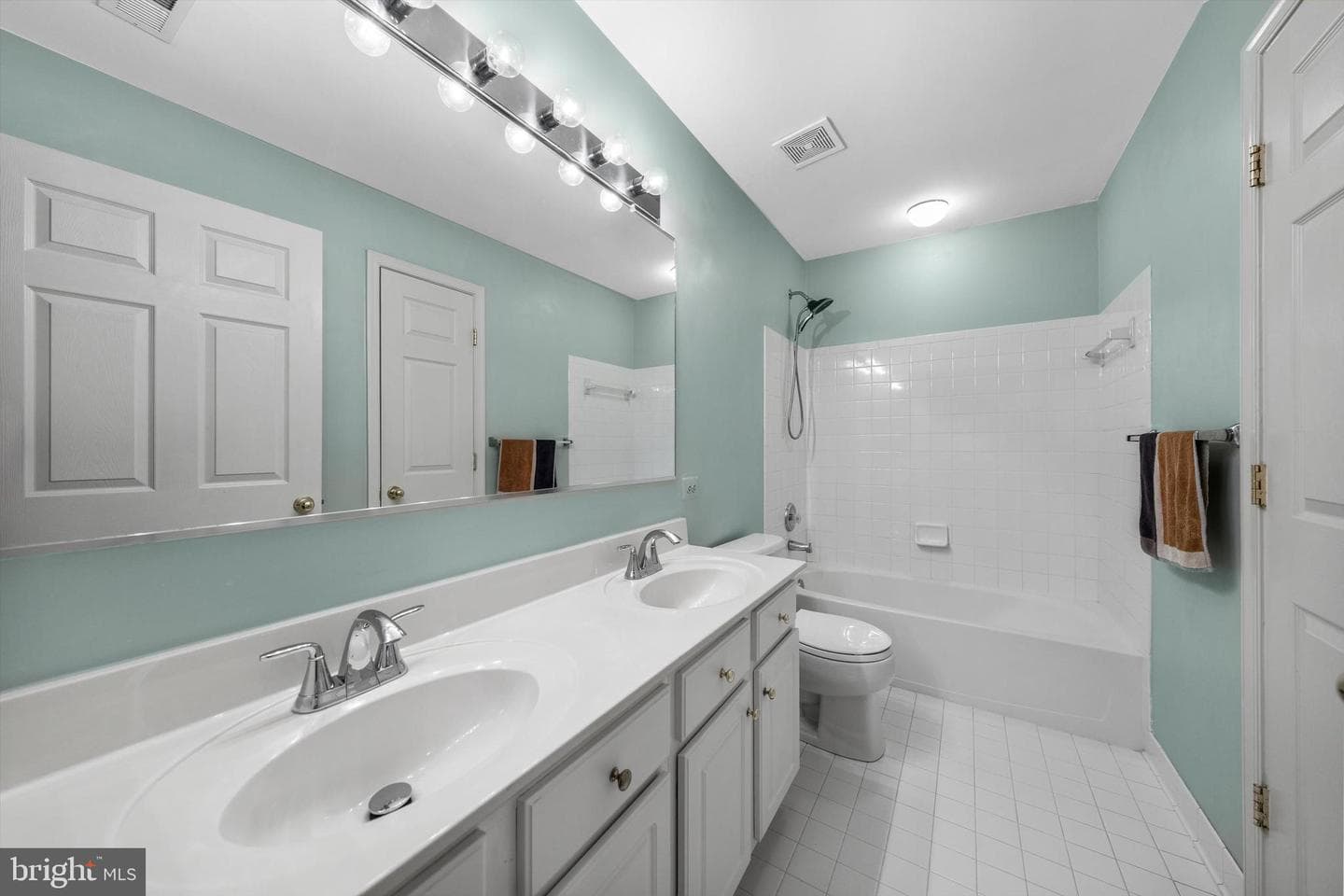 21 Blue Hosta Way photo 13