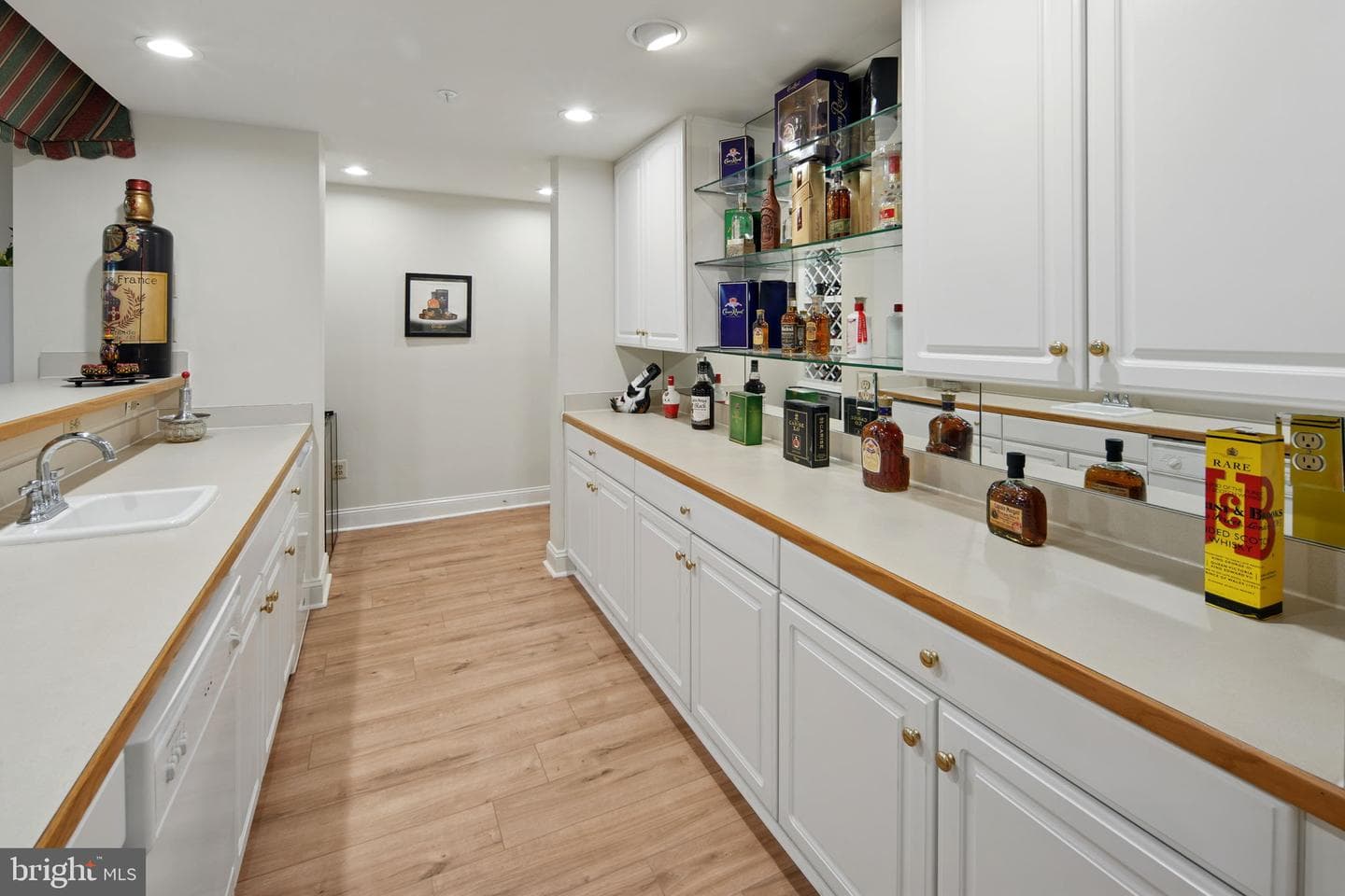6211 Yorkshire Terrace photo 32
