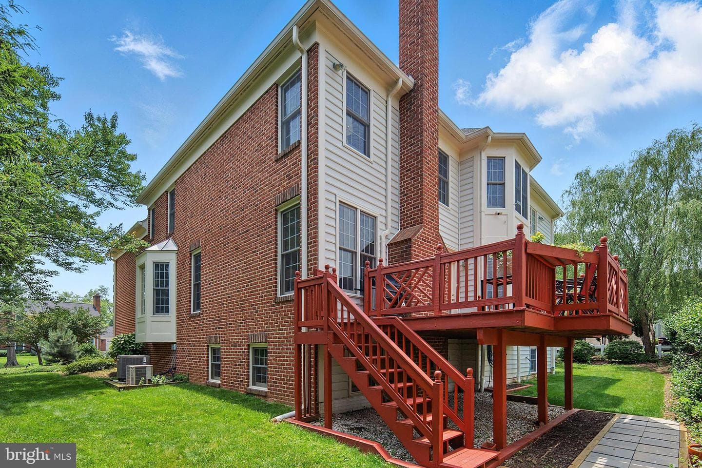 6211 Yorkshire Terrace photo 39
