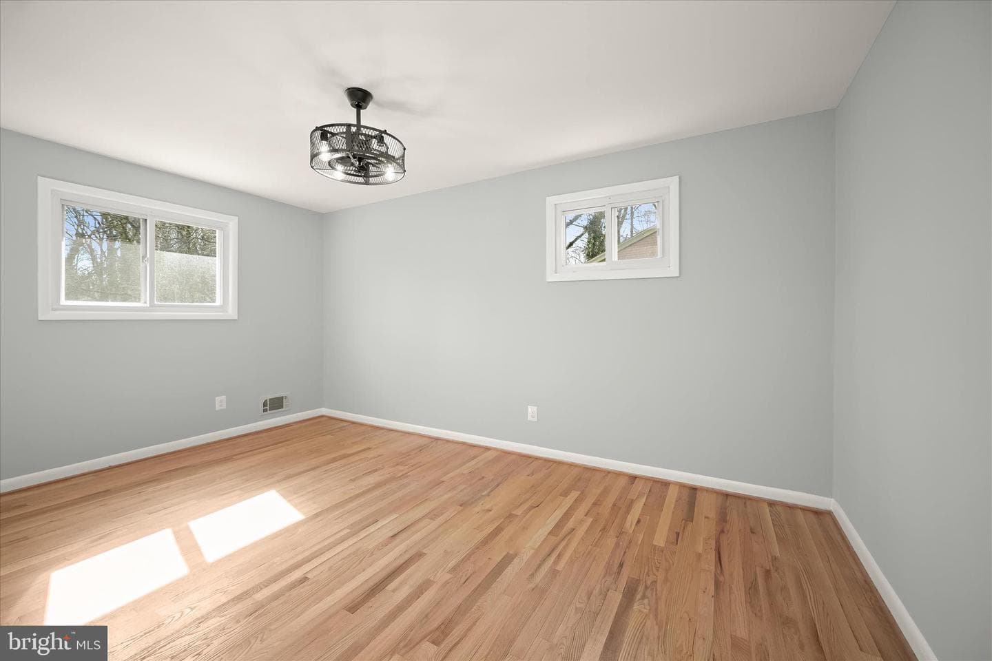9720 Hedin Drive photo 32