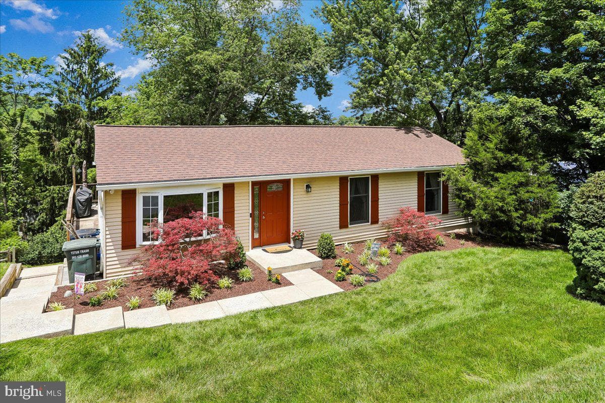 23920 Janbeall Court, Clarksburg