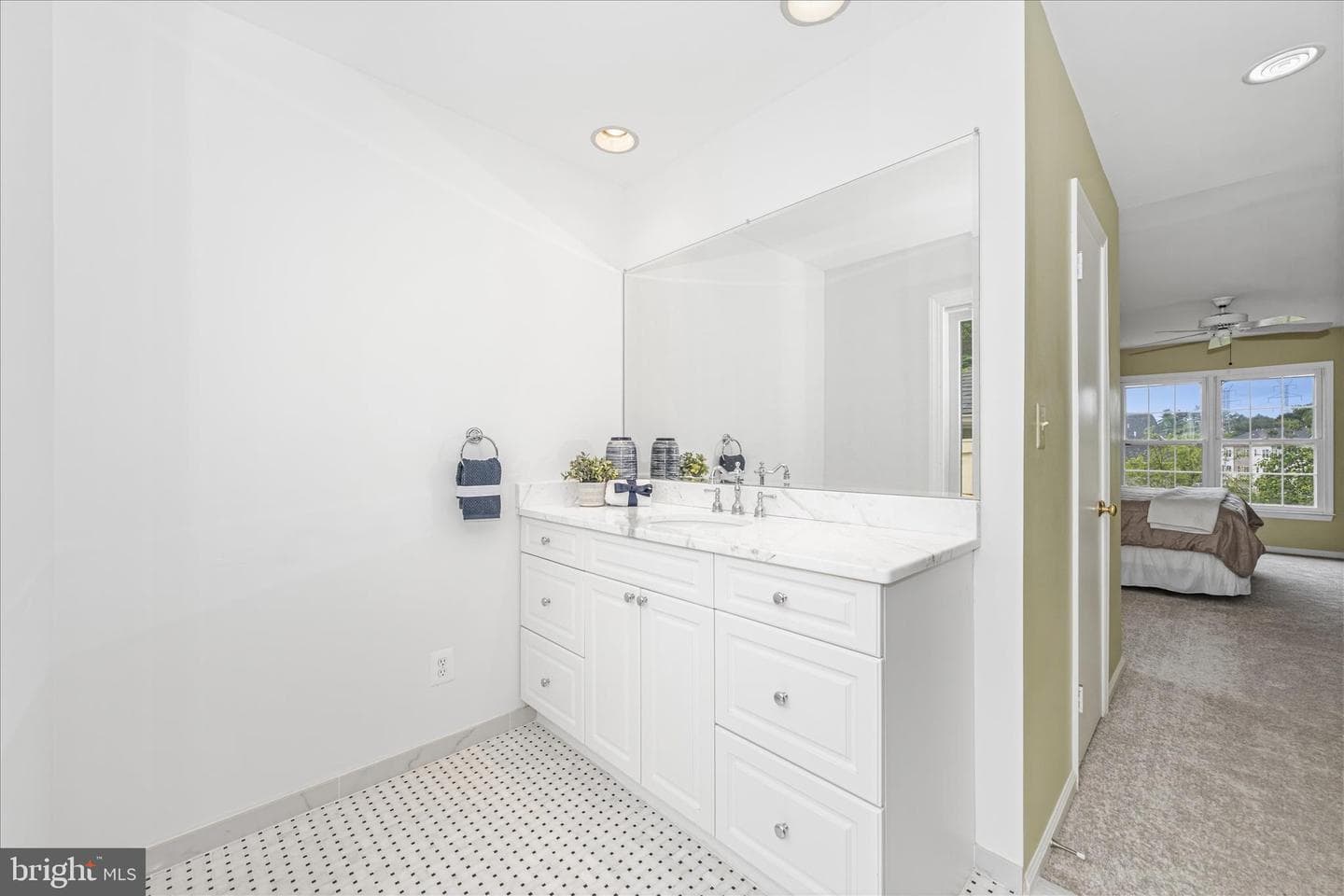 9924 Shrewsbury Court photo 31