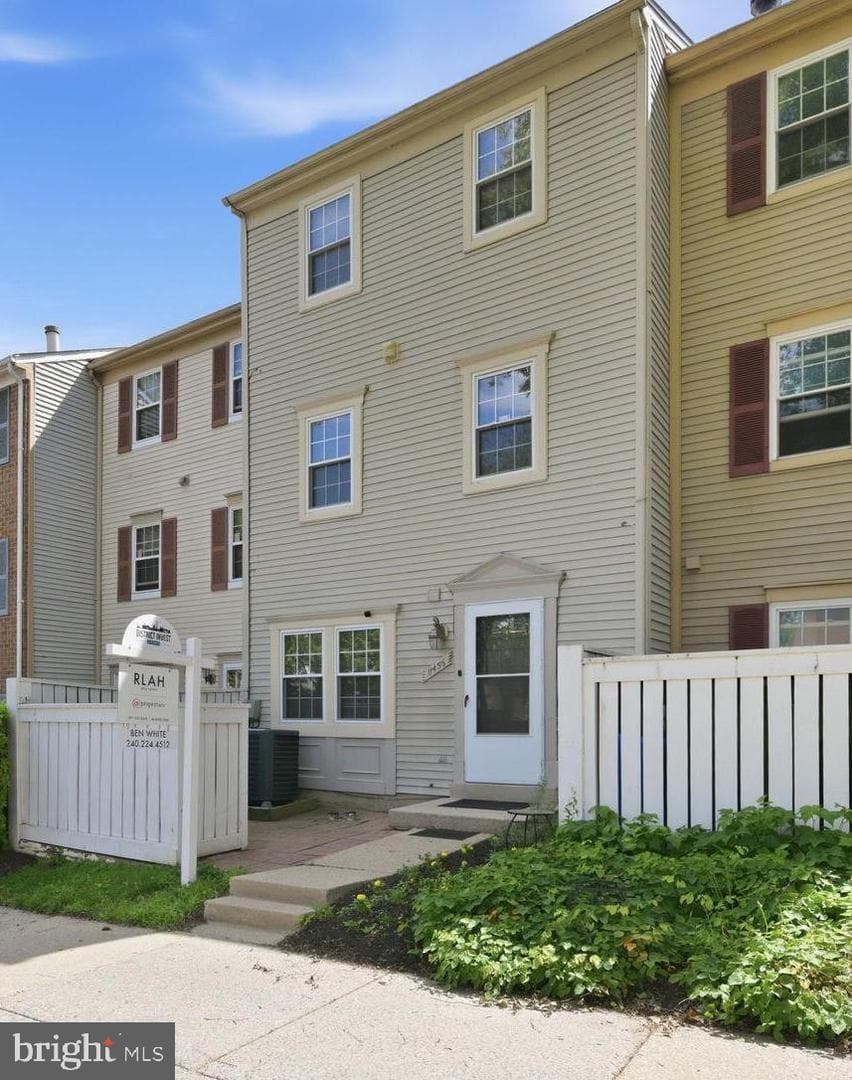 11456 Fruitwood Way #95, Germantown