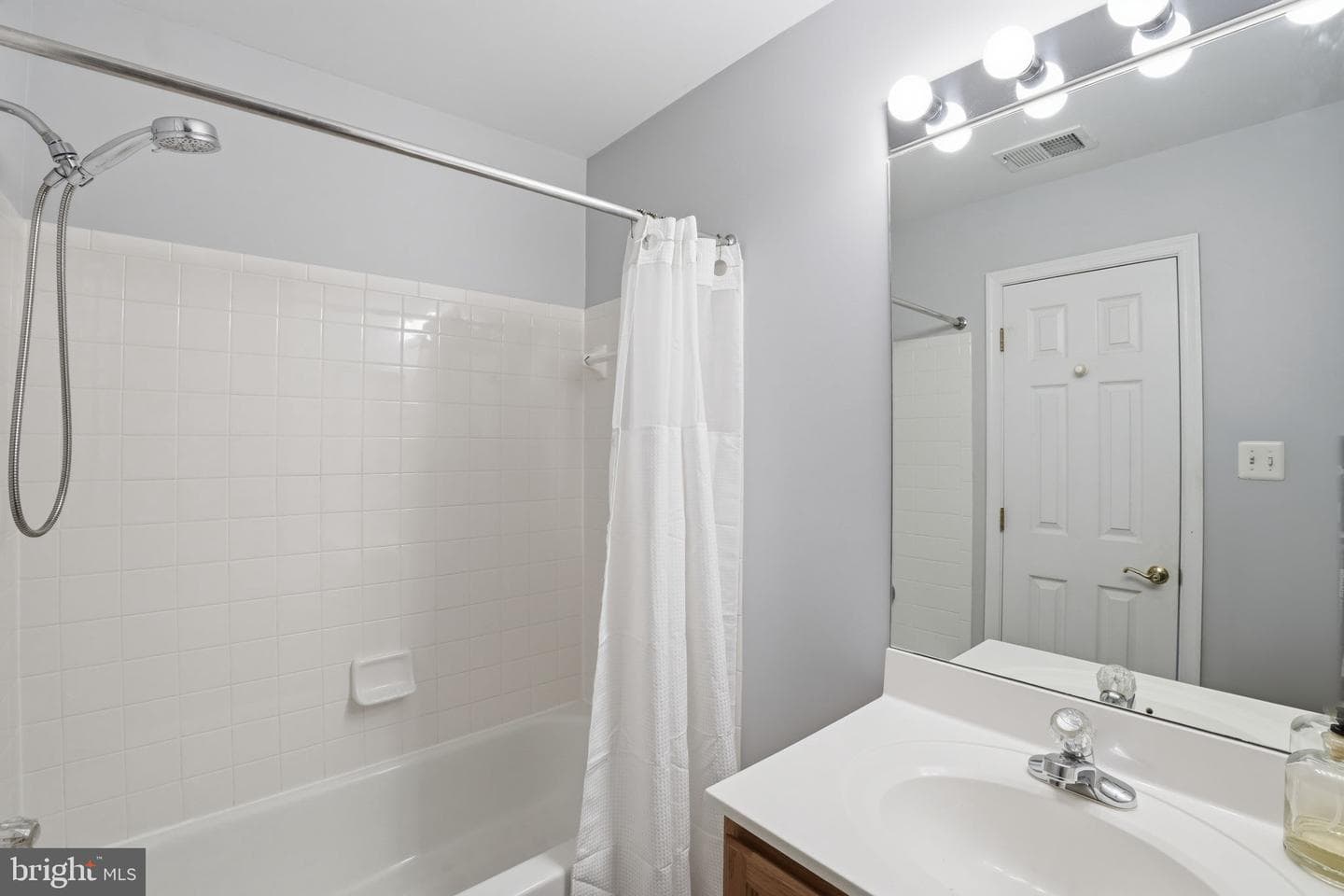 19466 Caravan Drive photo 34