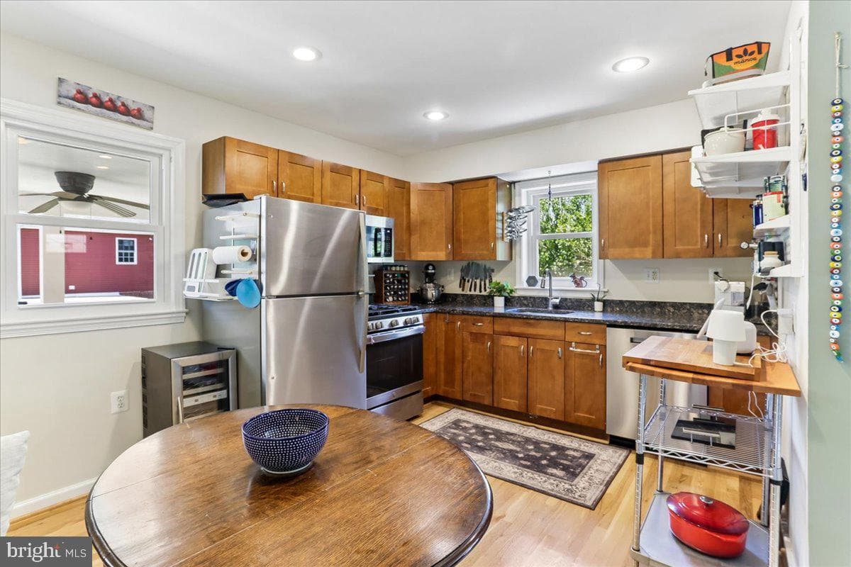 1504 Crest Road photo 10
