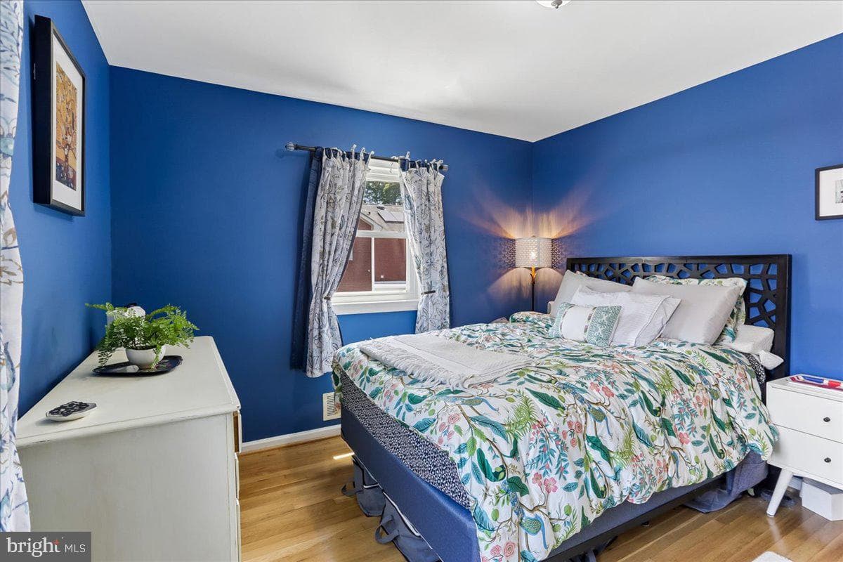 1504 Crest Road photo 18
