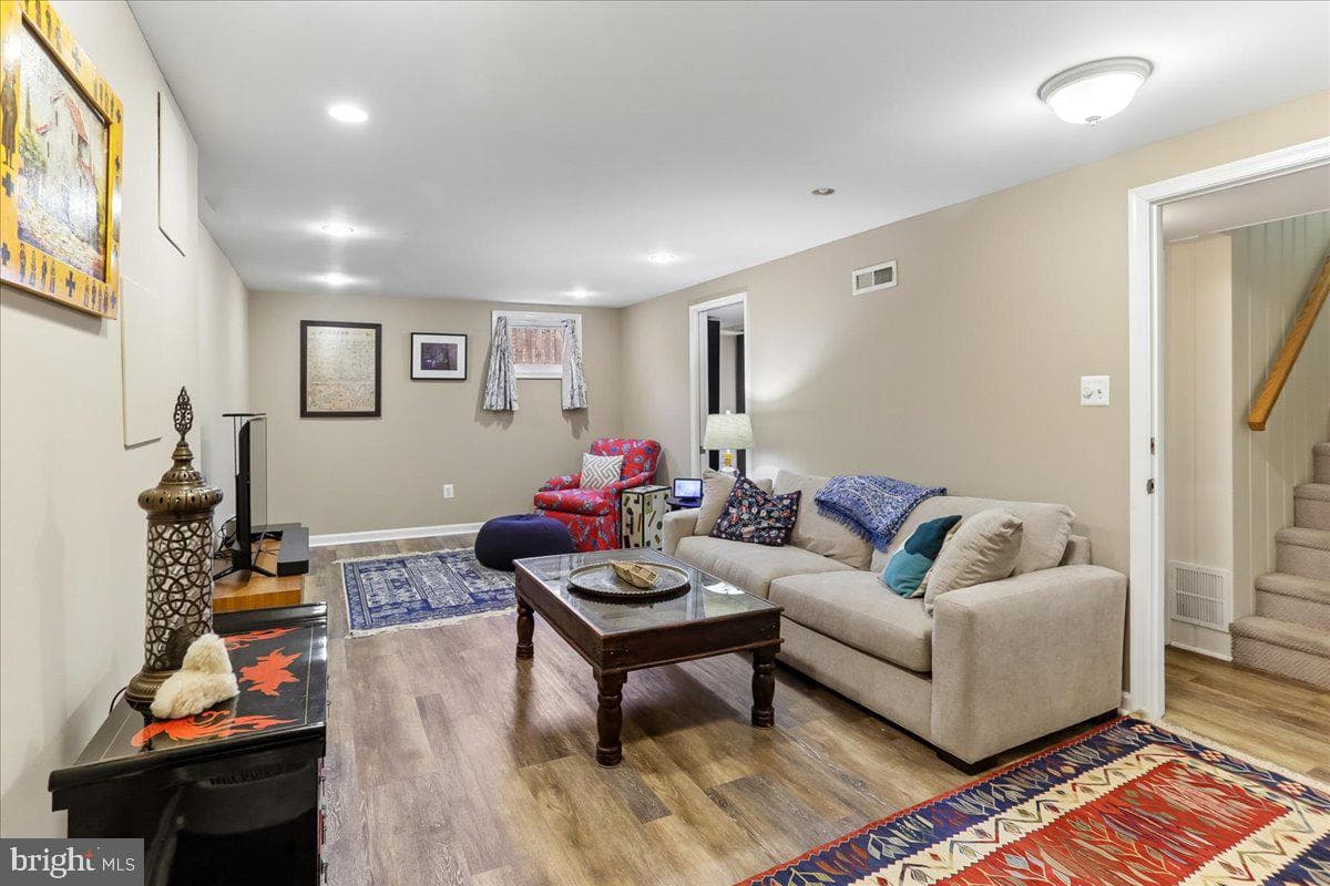 1504 Crest Road photo 28