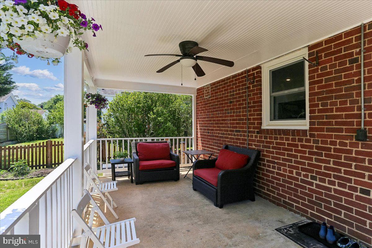 1504 Crest Road photo 44