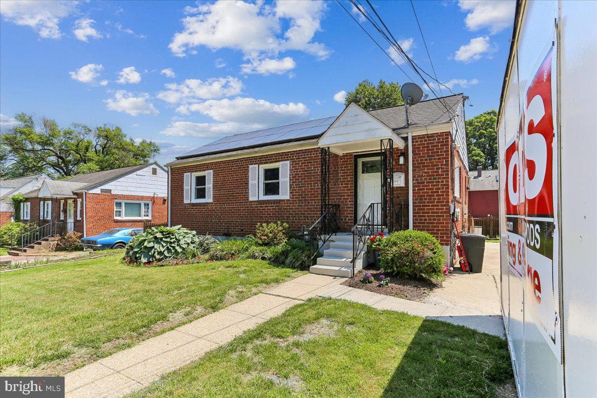 1504 Crest Road photo 50