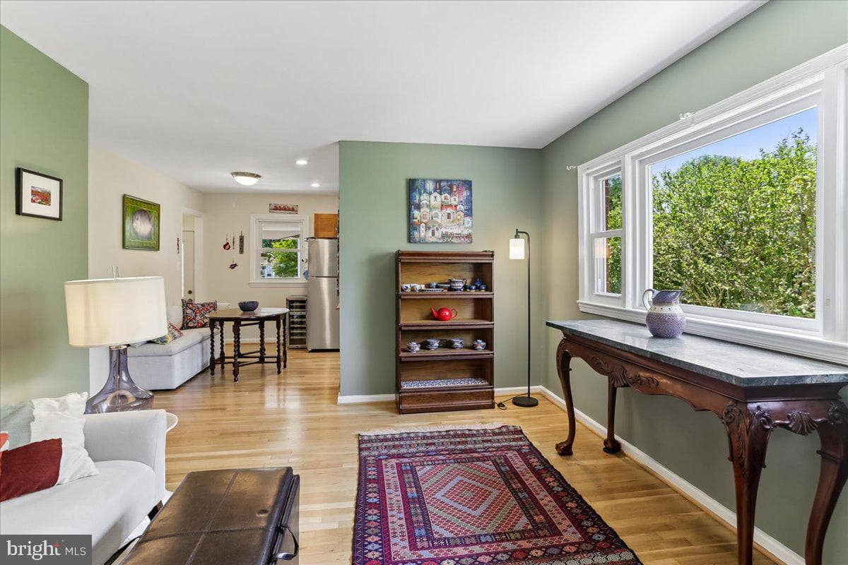 1504 Crest Road photo 8