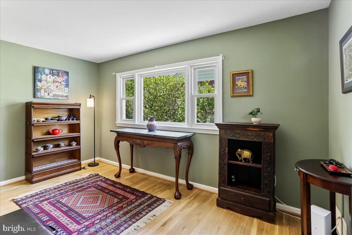 1504 Crest Road photo 9