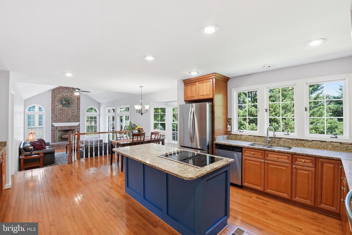 14332 Cartwright Way photo 5
