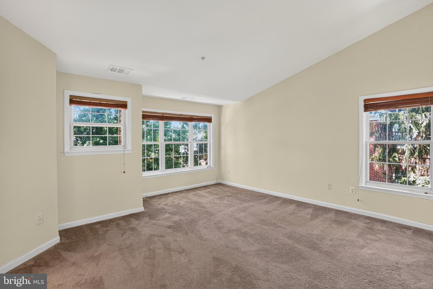 2011 Ashleigh Woods Court photo 11