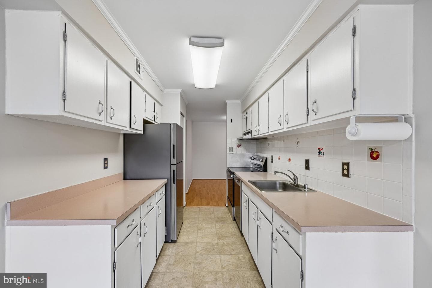 421 Christopher Avenue #14 photo 32