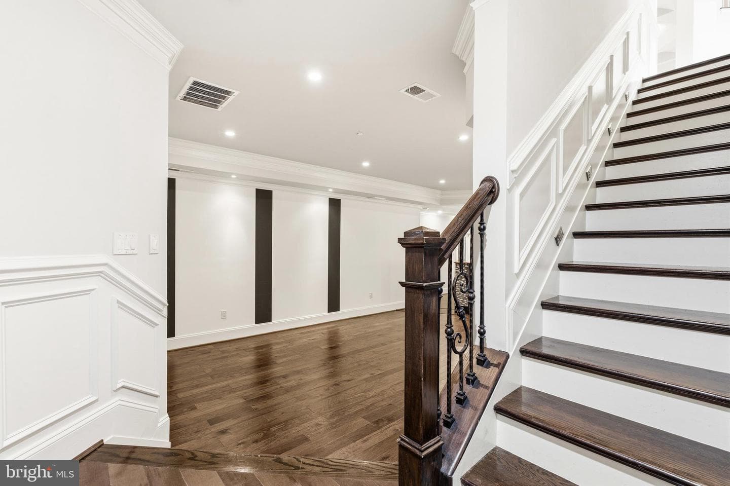 11900 Centurion Way photo 52
