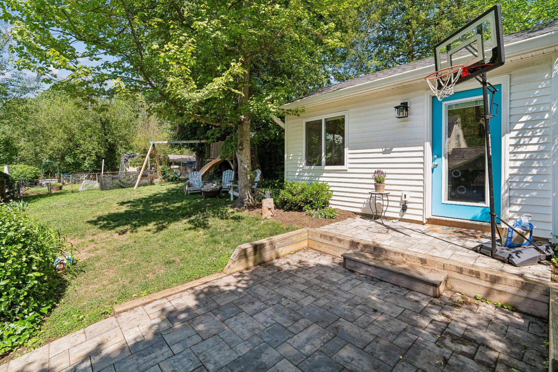 905 Robin Road photo 31