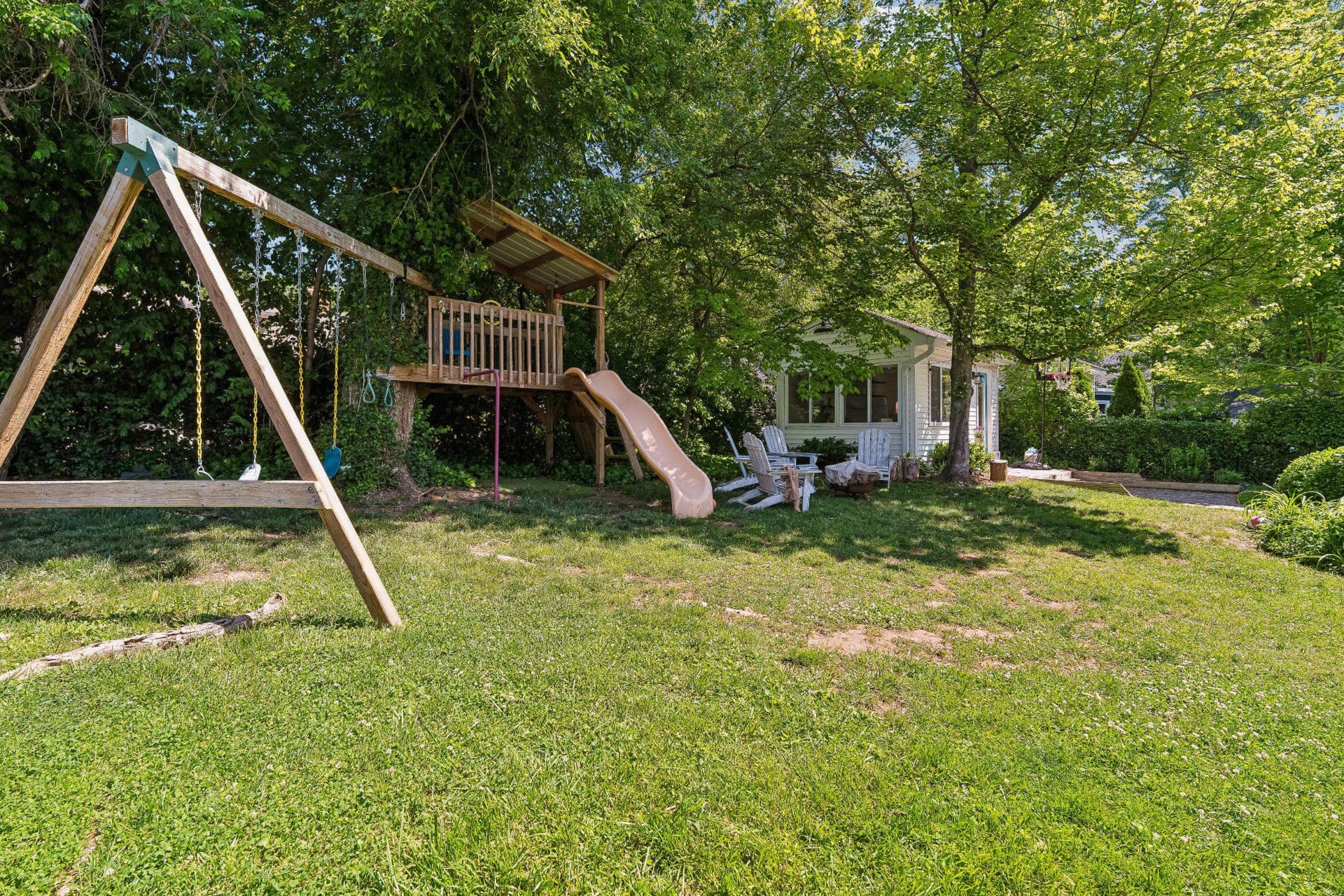 905 Robin Road photo 38