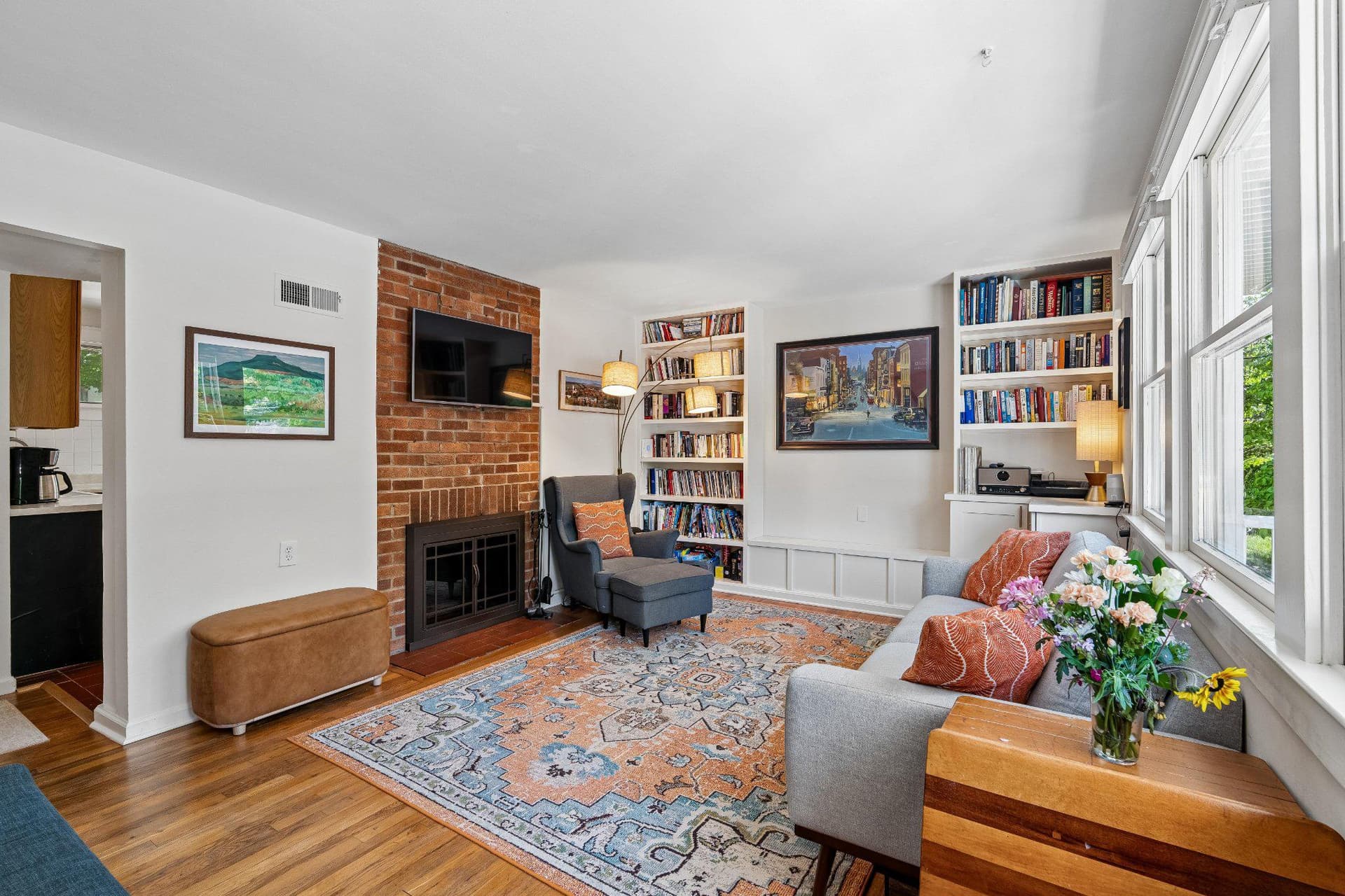 905 Robin Road photo 5