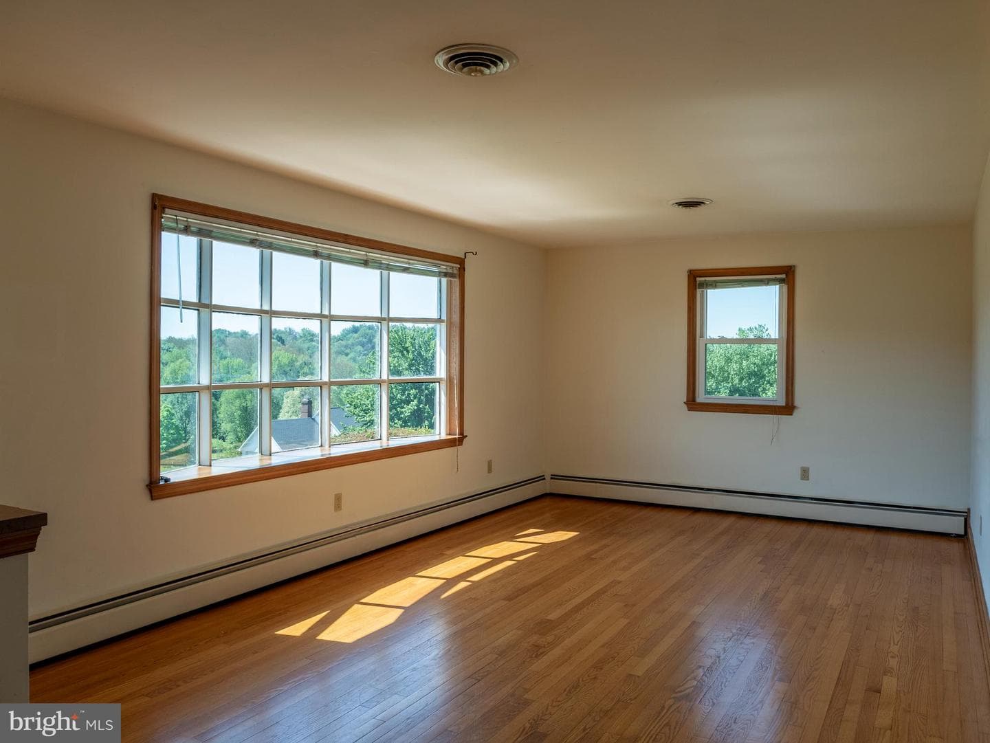 26906 Clarksburg Road photo 4