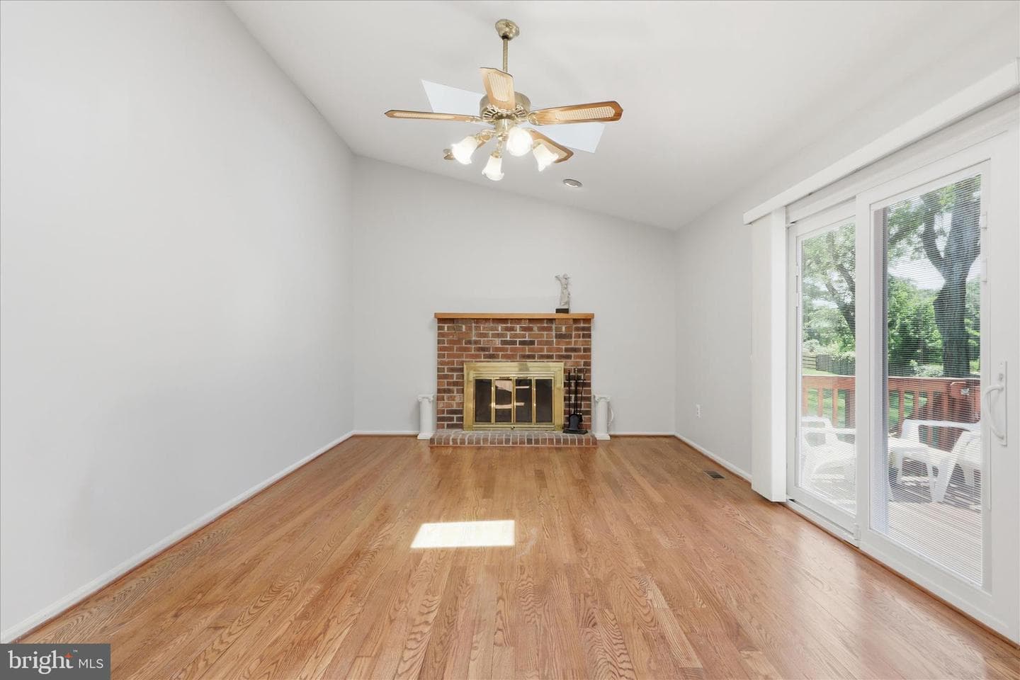 8615 Aqueduct Road photo 16