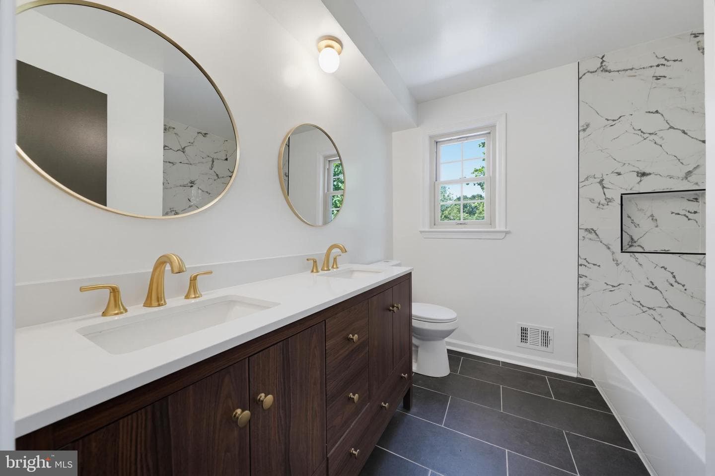 14908 Notley Road photo 19