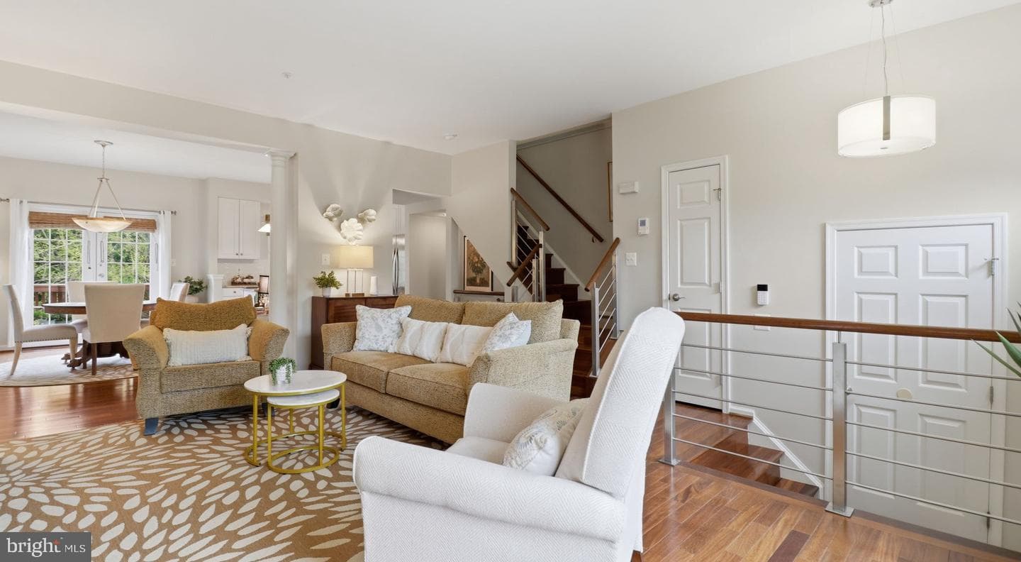 3204 Carnegie Hall Circle photo 2
