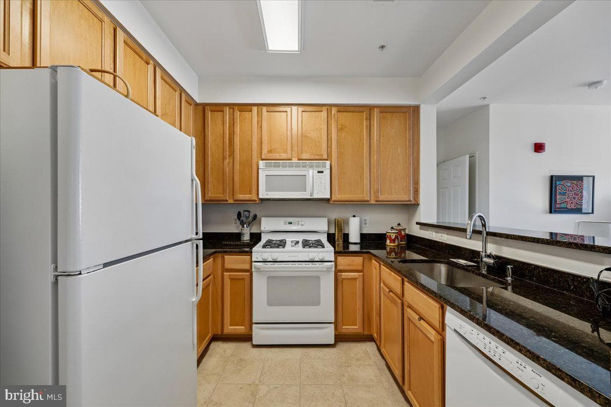 310 High Gables Drive #307 photo 7