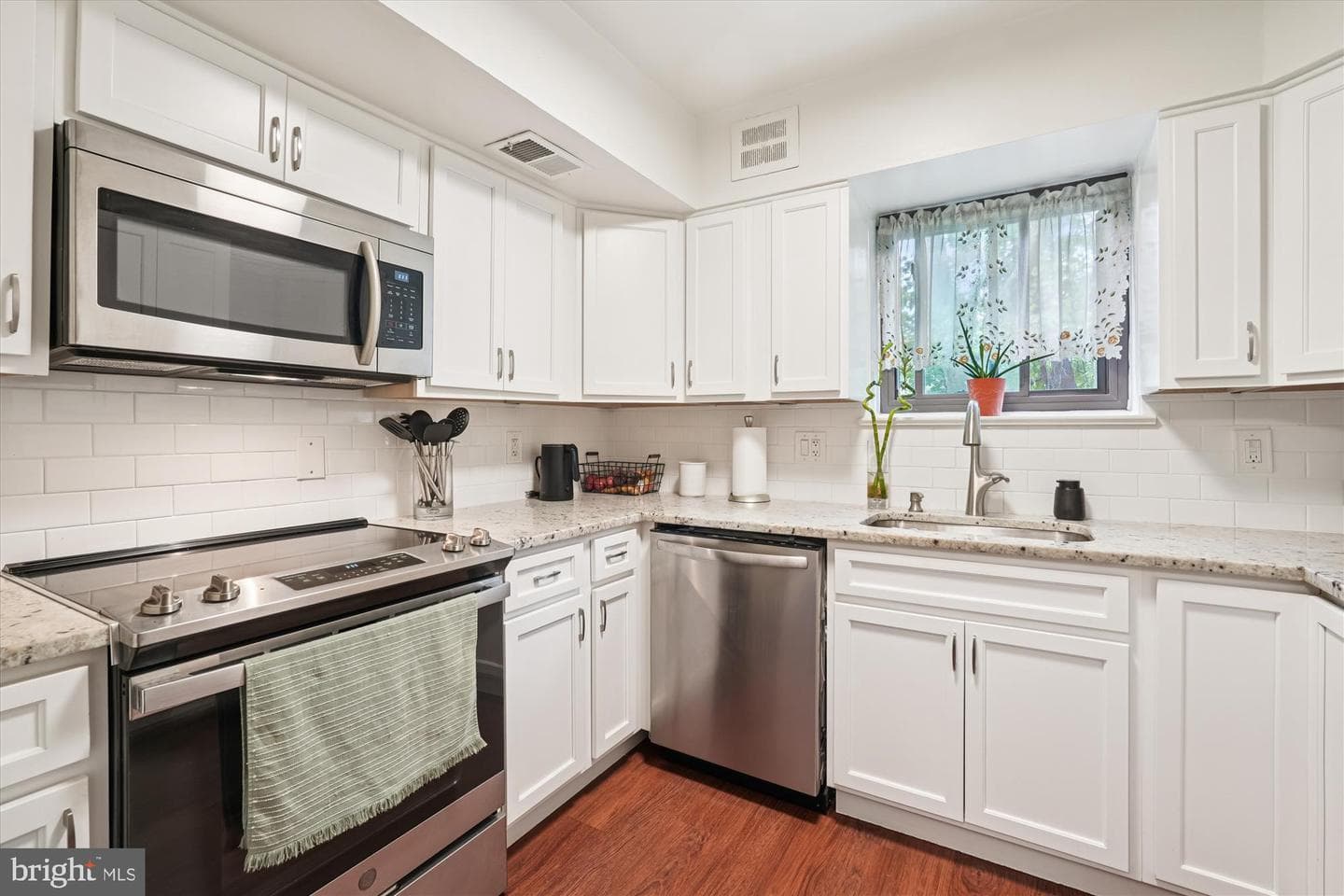 17800 Buehler Road #3 photo 8