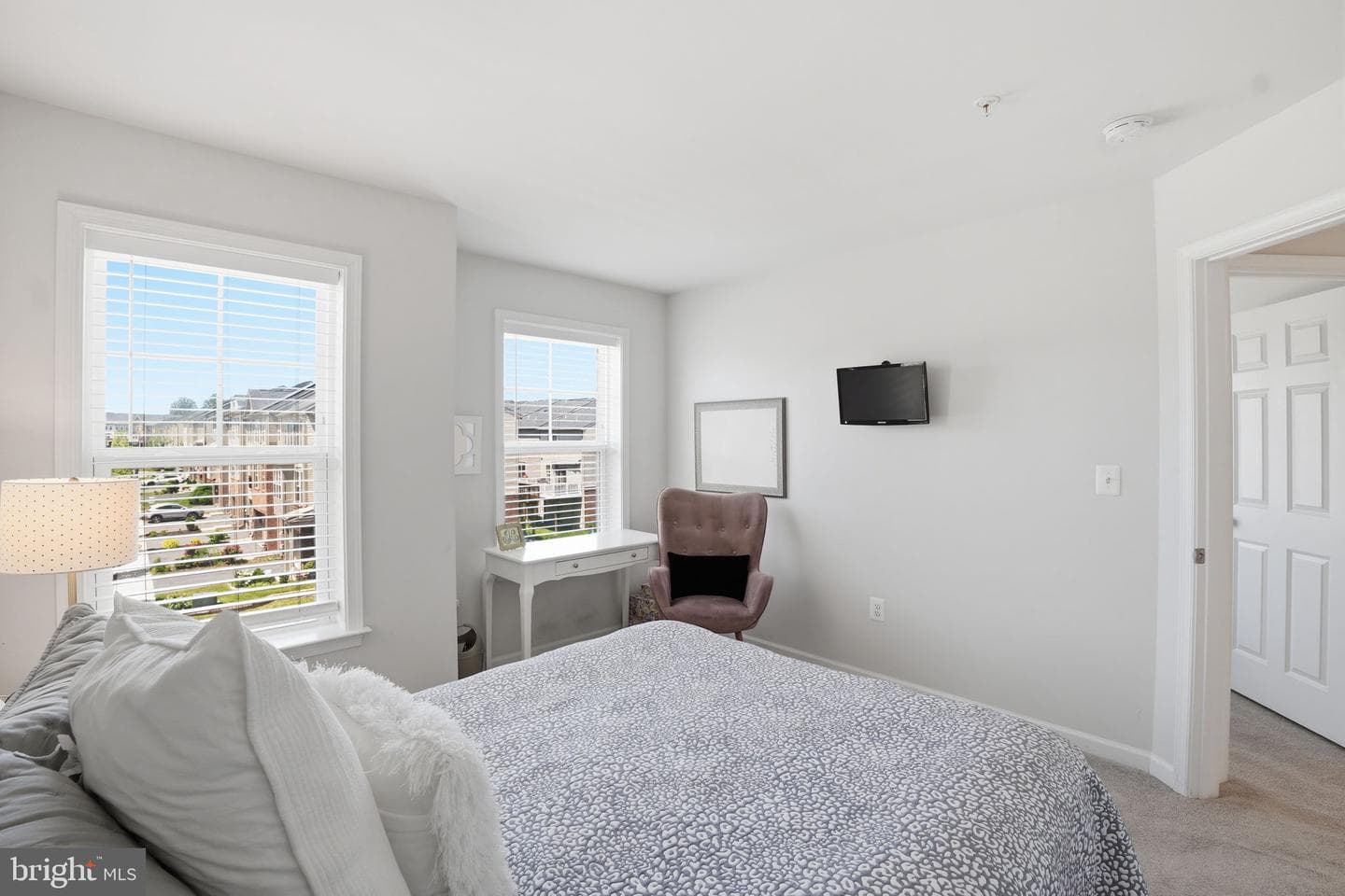 16114 Coolidge Avenue photo 25