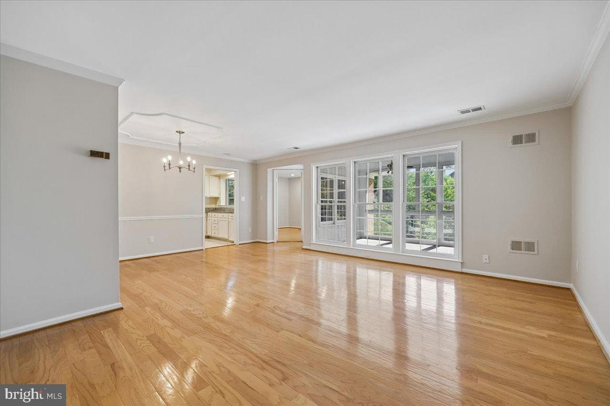 5717 Brewer House Circle #202 photo 5