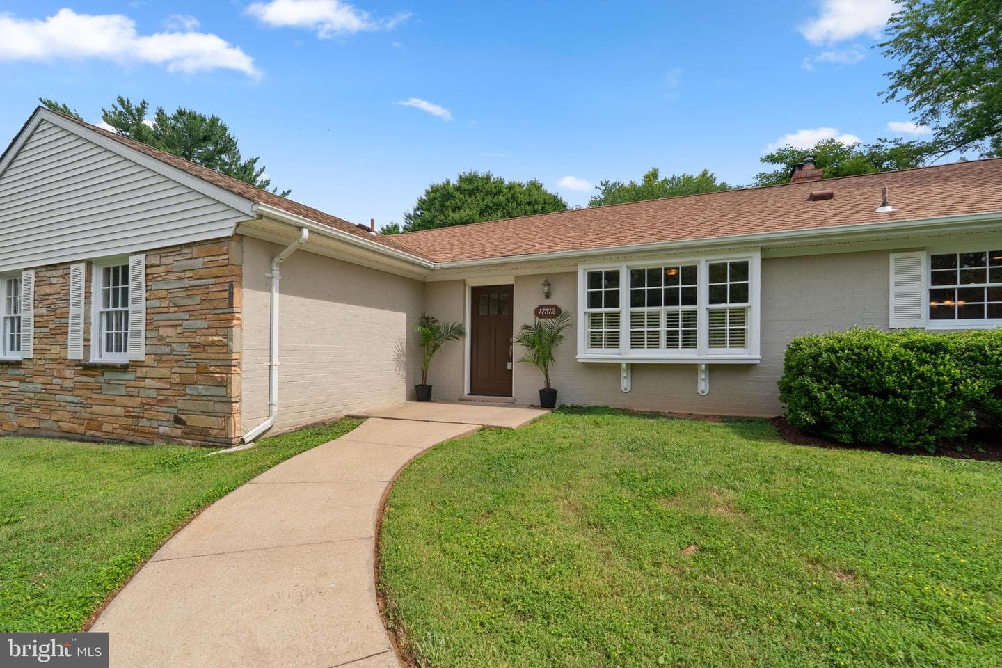 17512 Princess Anne Dr photo 2