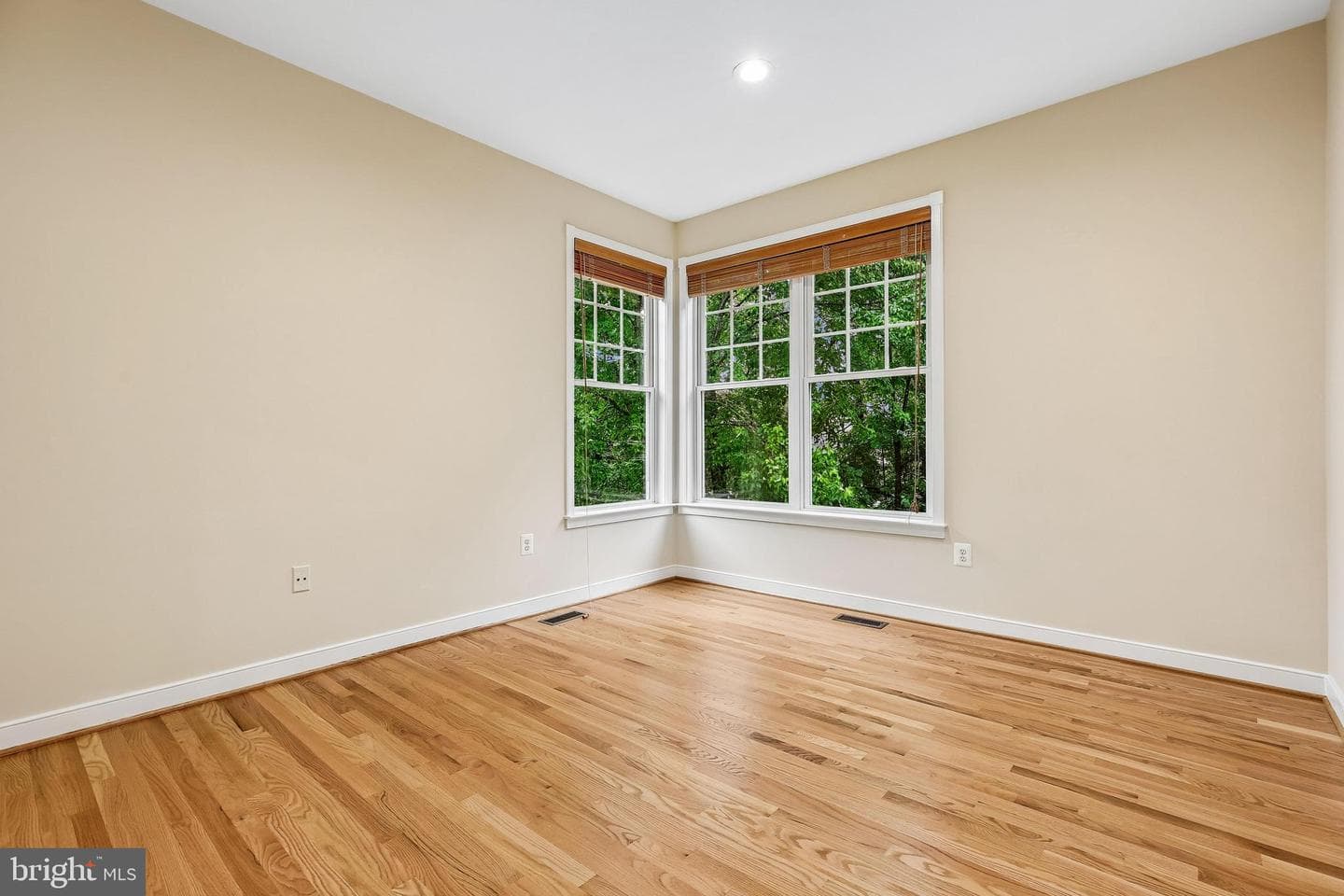 14226 Floral Park Drive photo 30