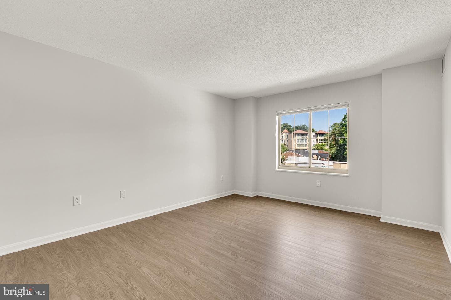 14805 Pennfield Circle #309 photo 35