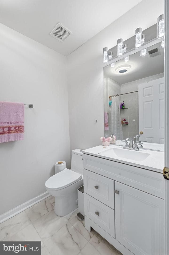 21123 Camomile Court #113 photo 37