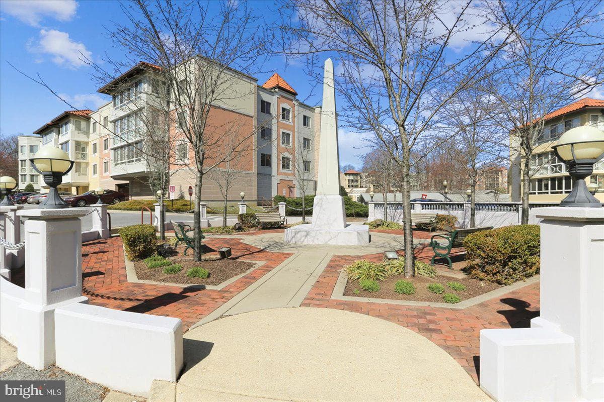 14809 Pennfield Circle #314 photo 31