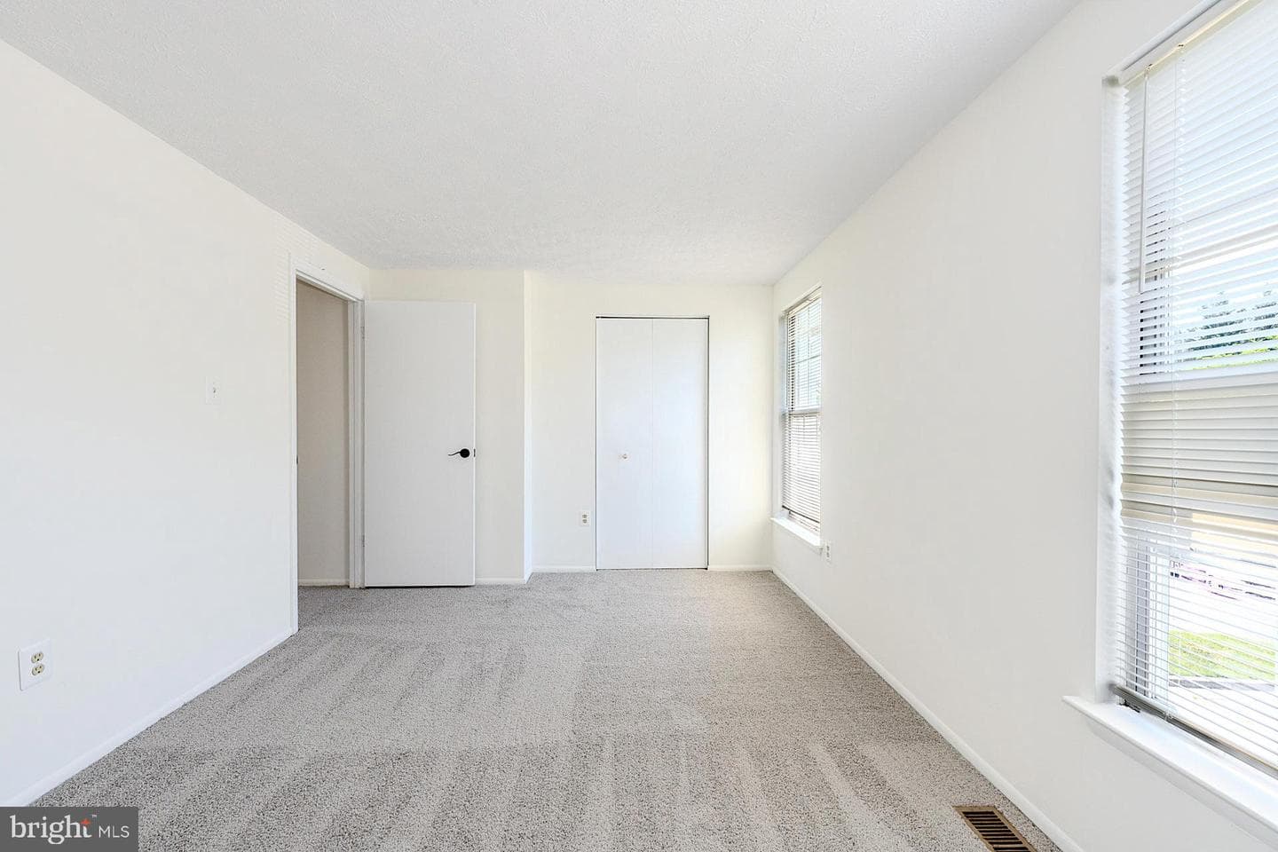 18313 Ivy Oak Terrace photo 14