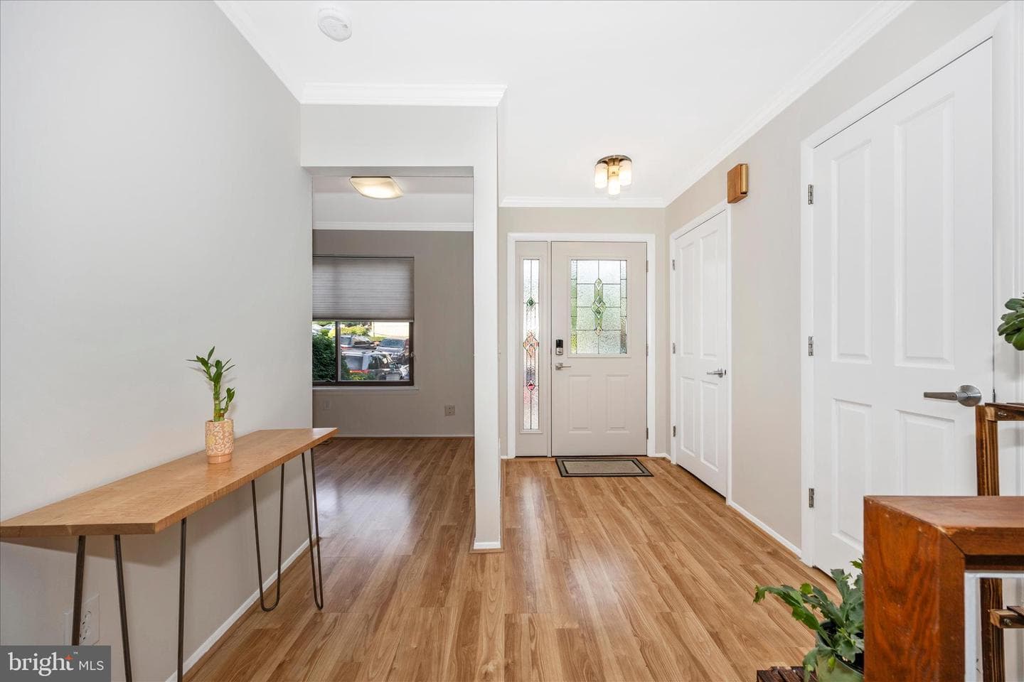 18507 Eagles Roost Drive photo 2
