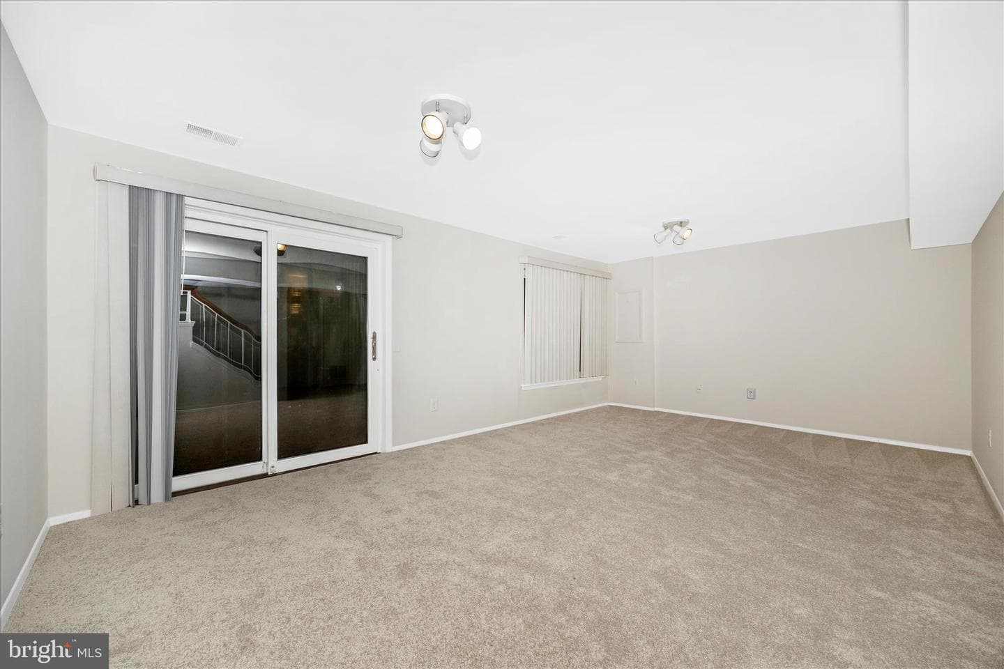 18507 Eagles Roost Drive photo 25