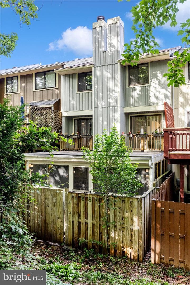 18507 Eagles Roost Drive photo 34