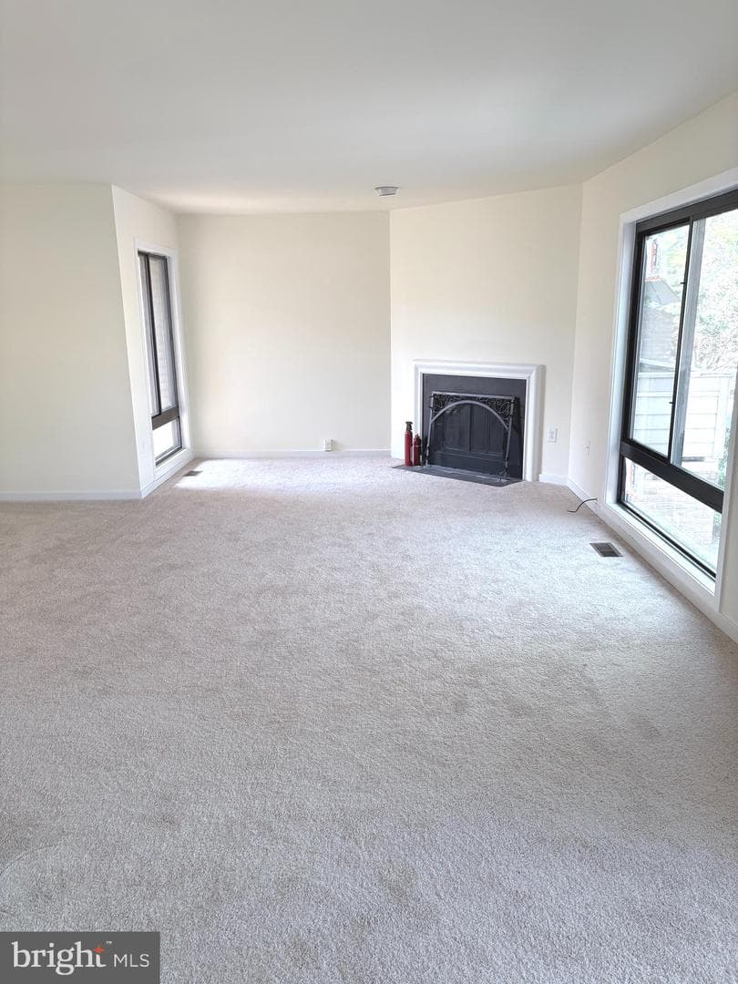 9711 Lake Shore Drive photo 2