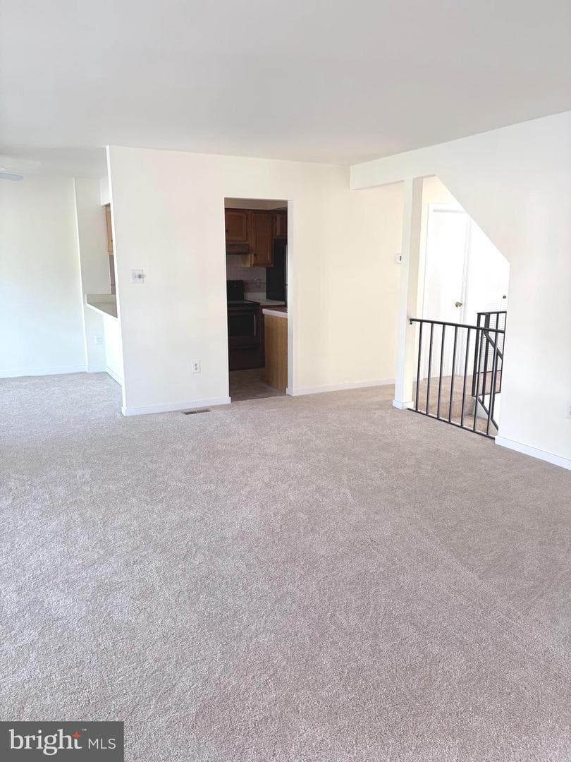 9711 Lake Shore Drive photo 3