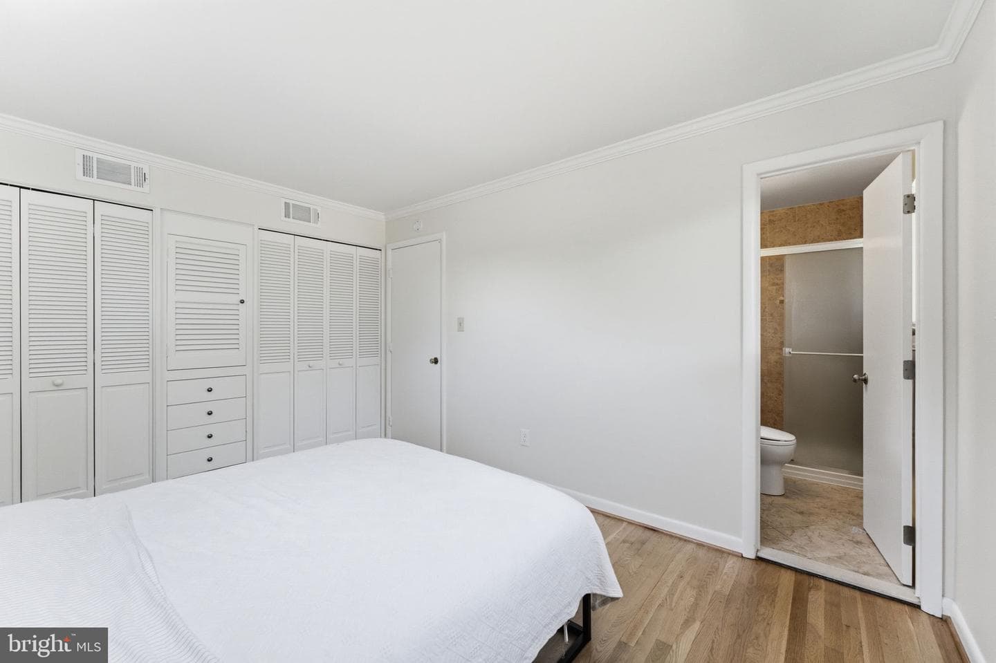 11408 Gilsan Street photo 38