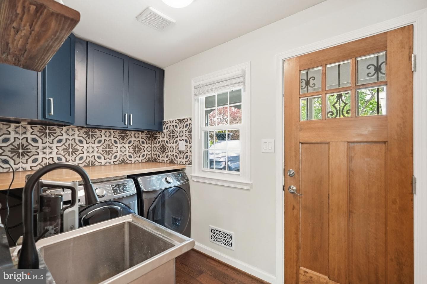 4716 Hornbeam Drive photo 13