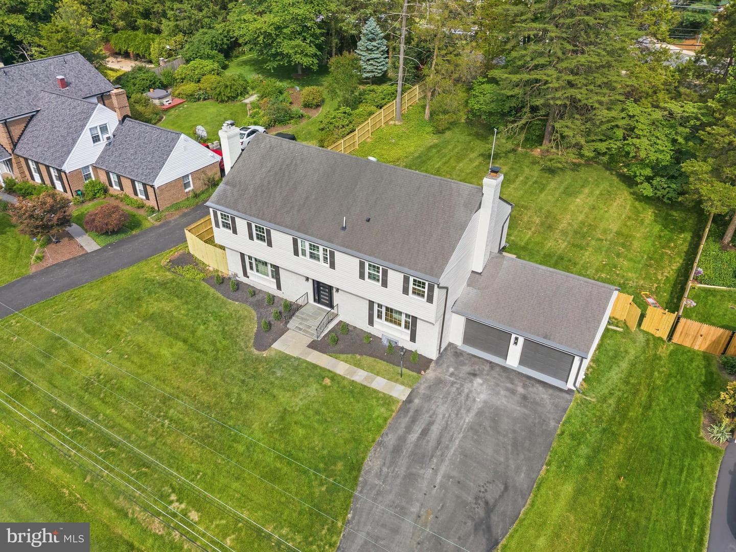 11109 Luxmanor Road photo 46
