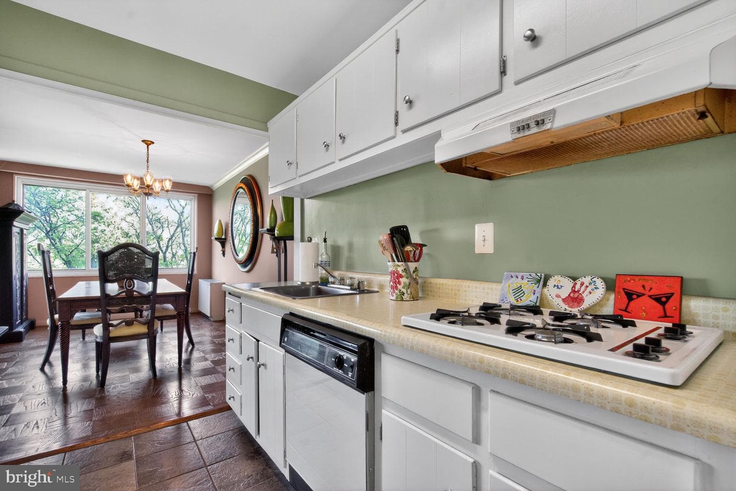 10201 Grosvenor Place #720 photo 6