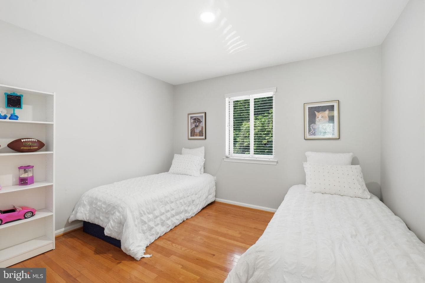 10240 Colebrook Avenue photo 31