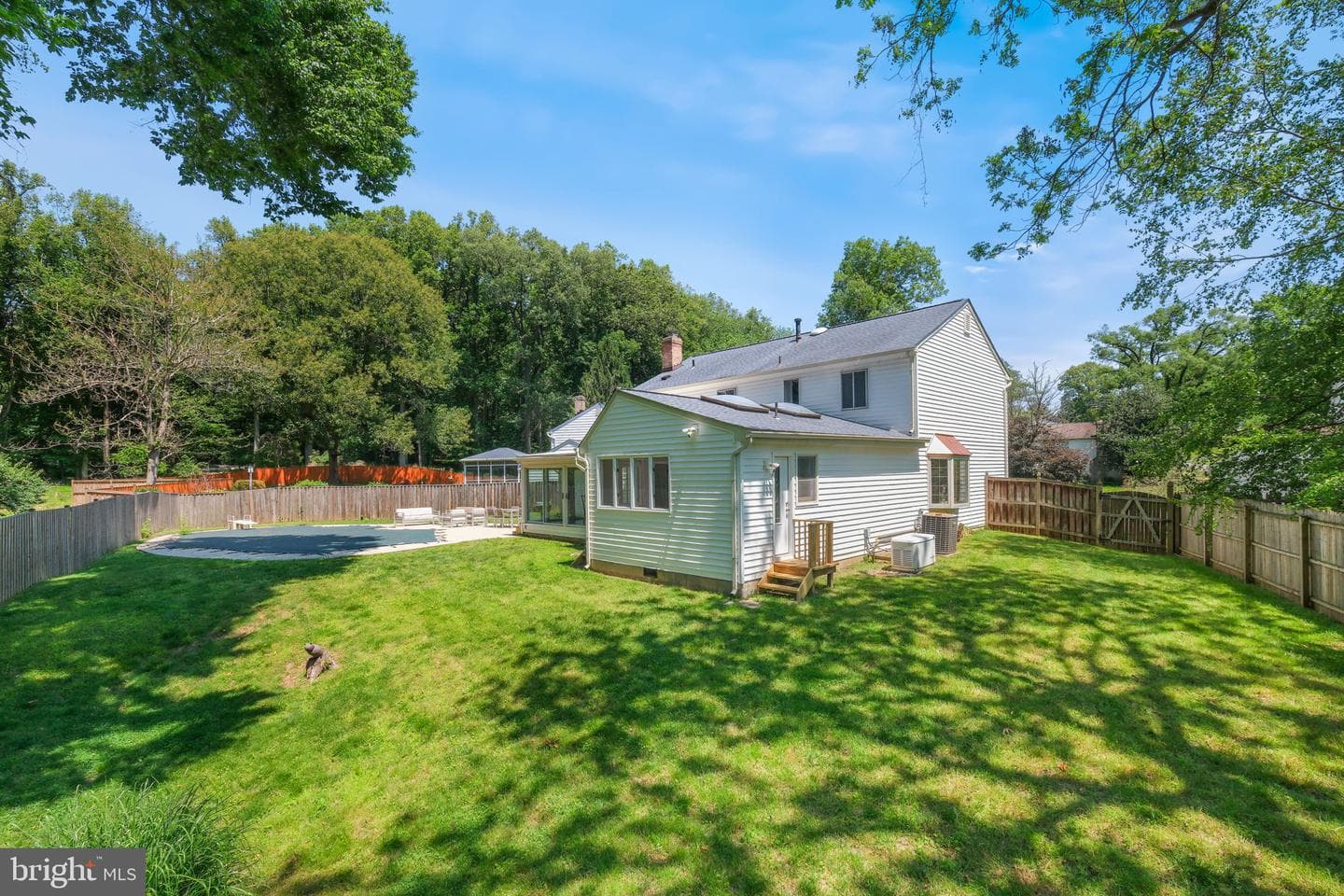 10240 Colebrook Avenue photo 43