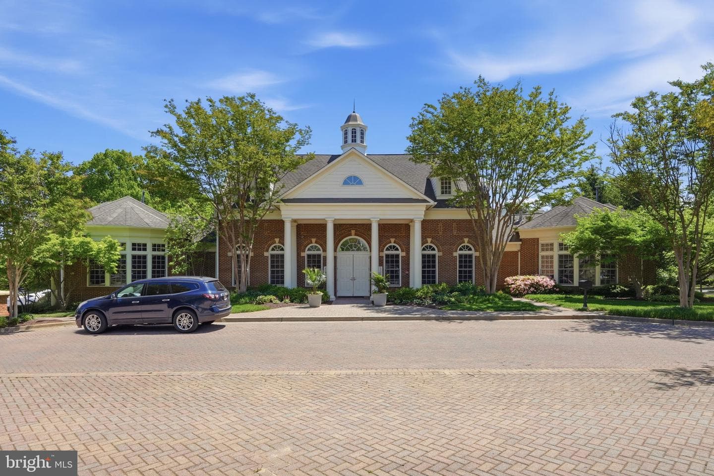 214 Fallsgrove Boulevard #12 photo 28