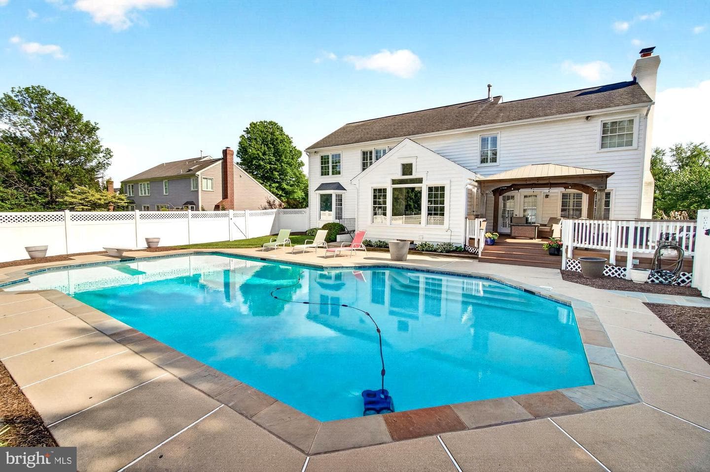 19629 Selby Avenue photo 12