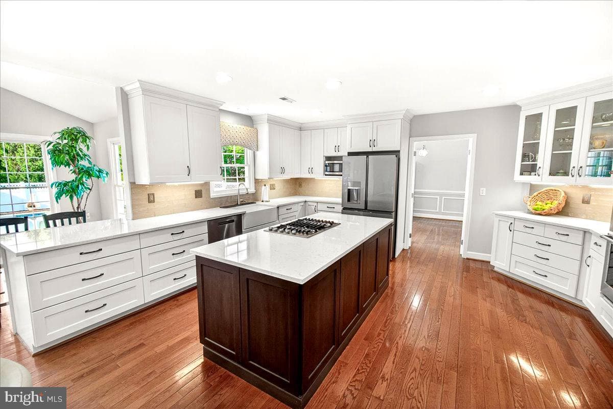19629 Selby Avenue photo 37